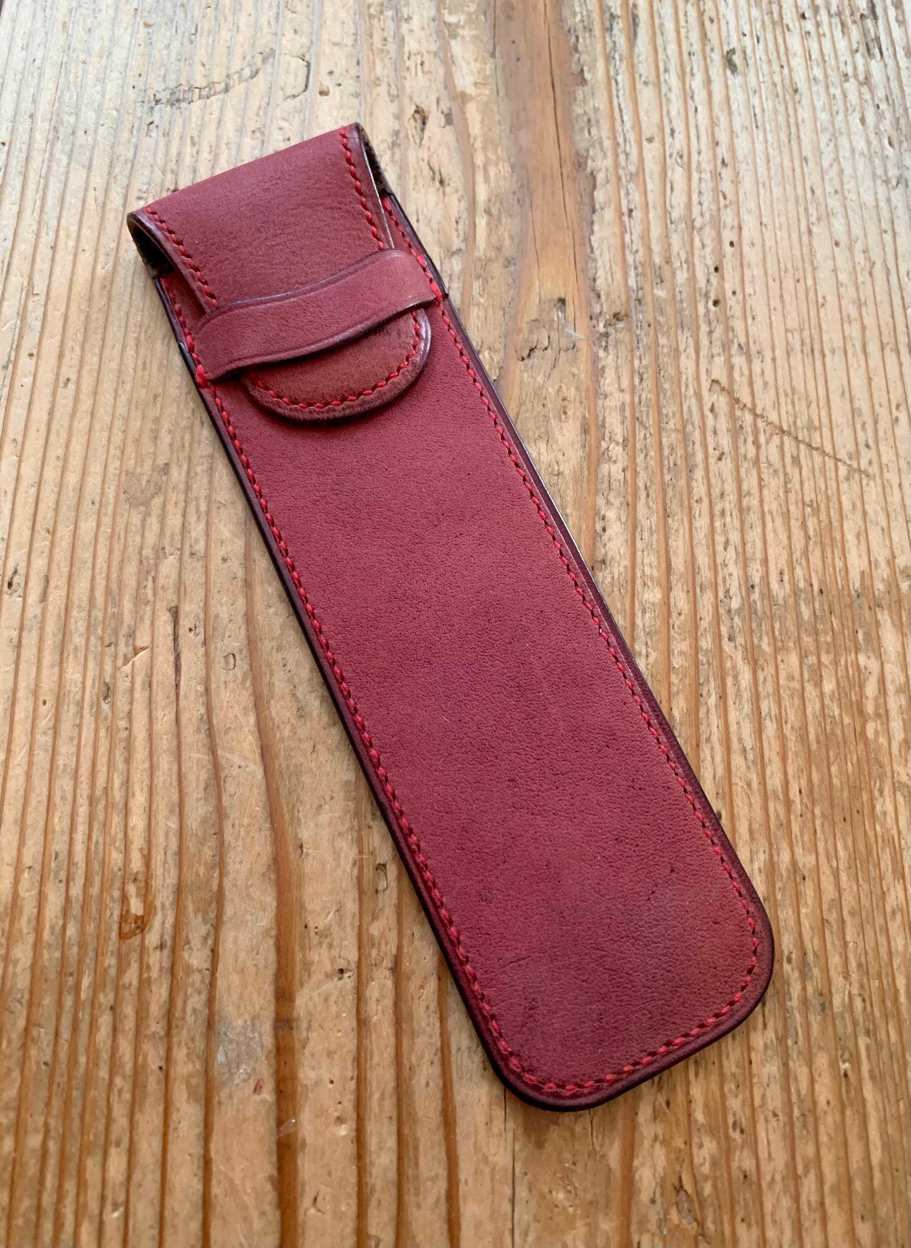 手縫いの革のペンケース 『Pentopo - "Pacca - Carpincho" Topolino546』